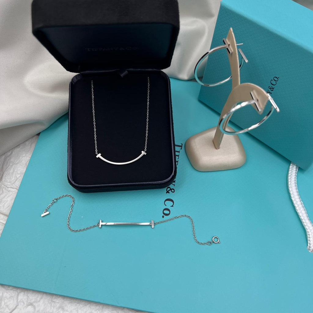 Tiffany & Co. T Smile Pendant Necklace & T Wire Bracelet Set