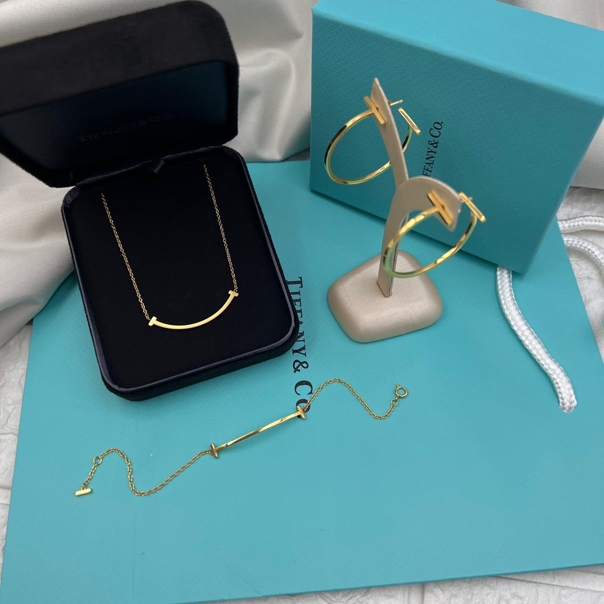 Tiffany & Co. T Smile Pendant Necklace & T Wire Bracelet Set