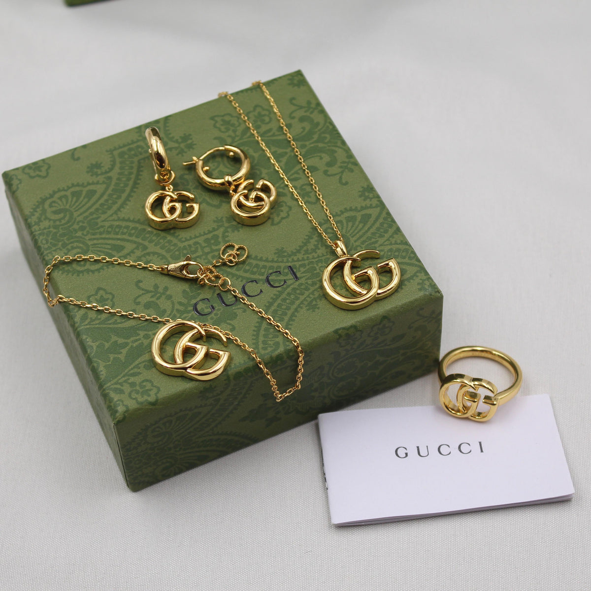 Gucci Interlocking G Gold Jewelry Set