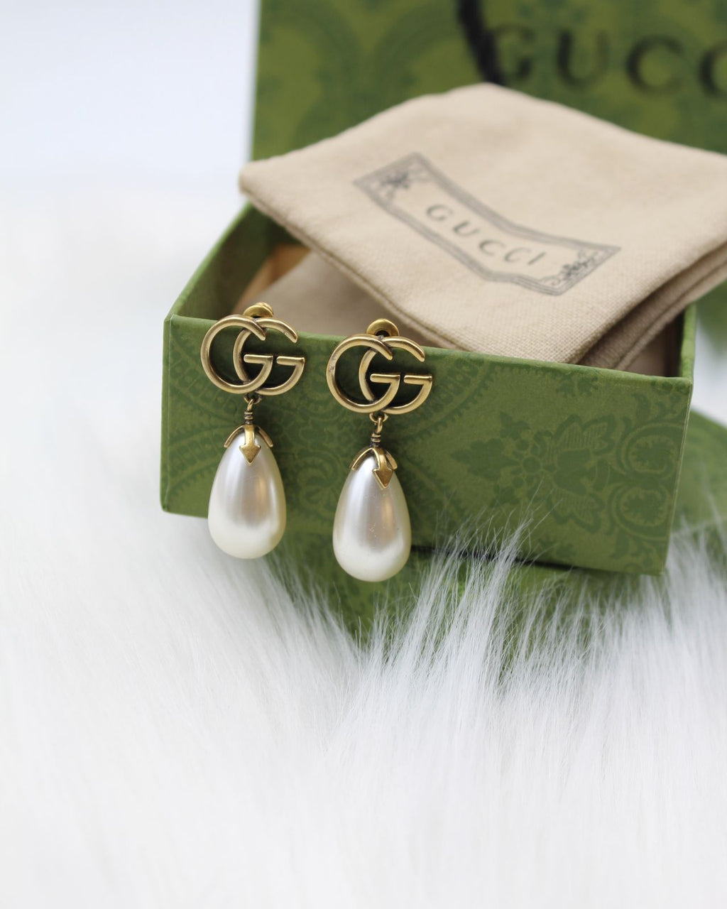 Gucci Interlocking G Pearl Drop Earrings