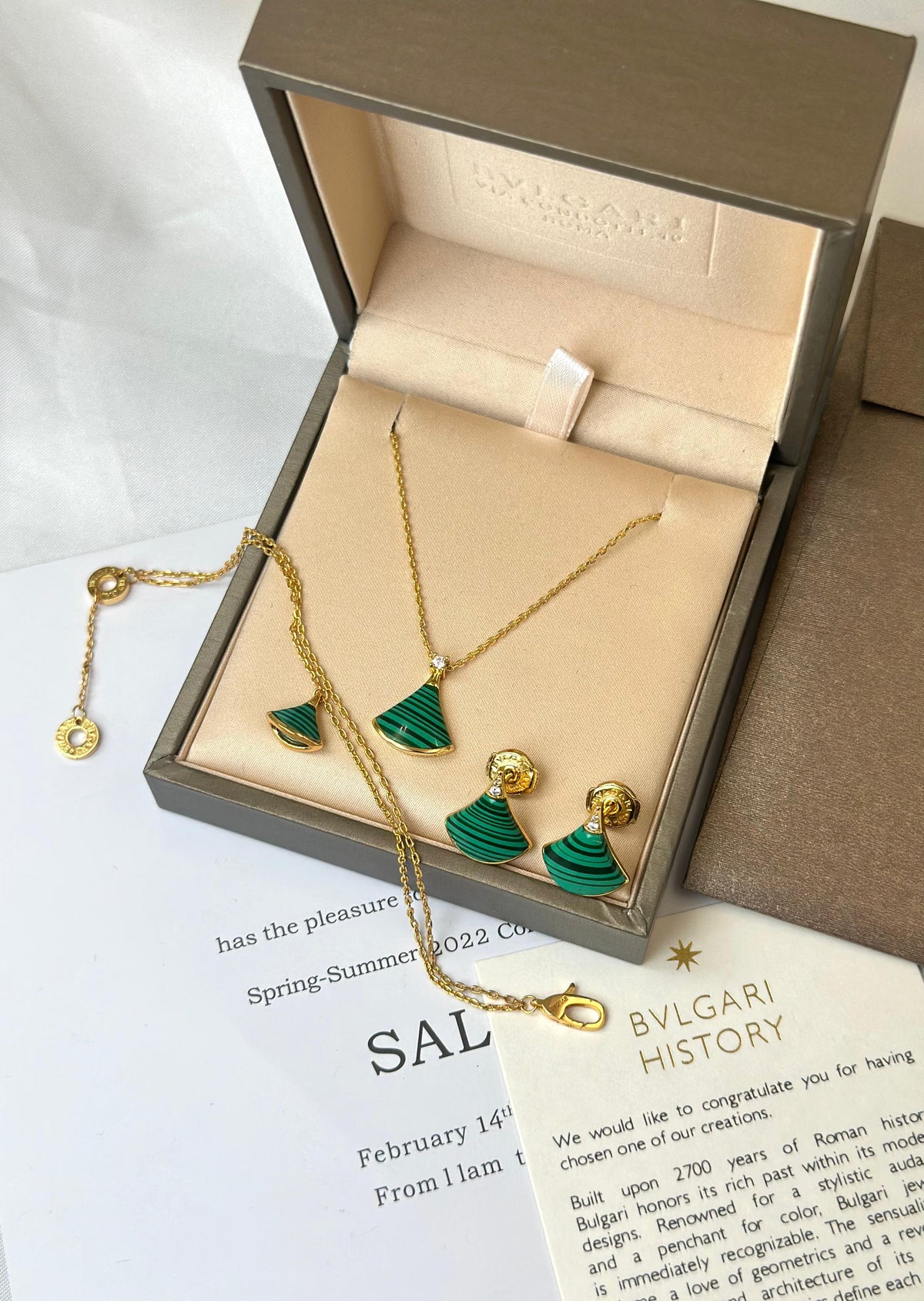 BVLGARI Divas' Dream-Tone Mother-of-Pearl Necklace and Earrings Set