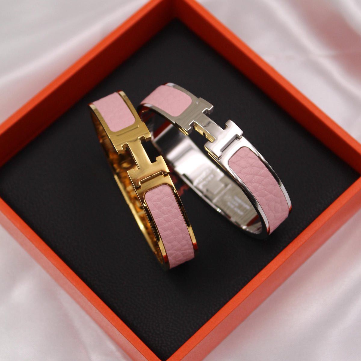 Collection: Hermès Clic H Leather