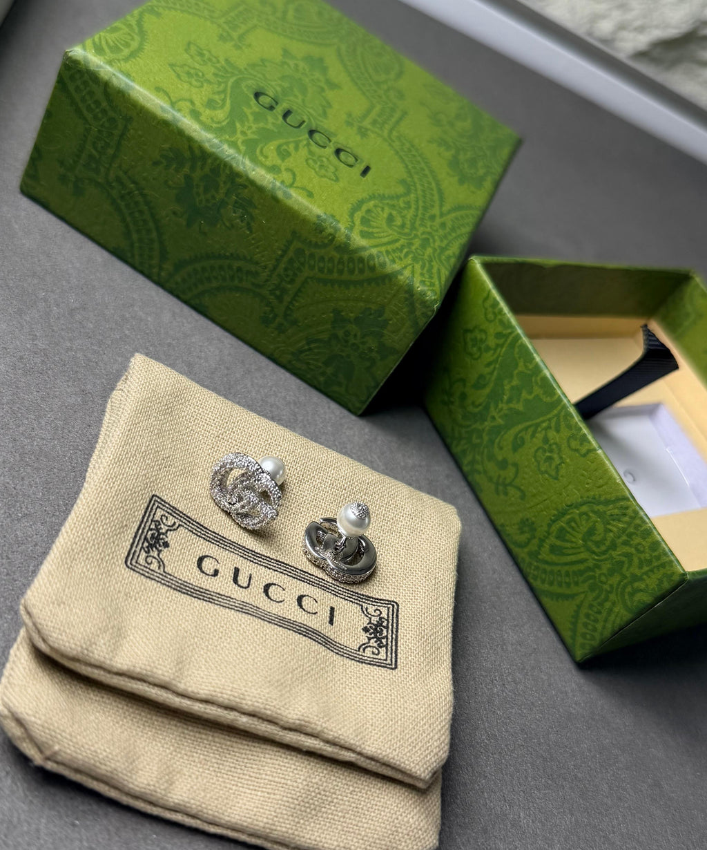 : Gucci Interlocking G Crystal and Pearl Stud Earrings