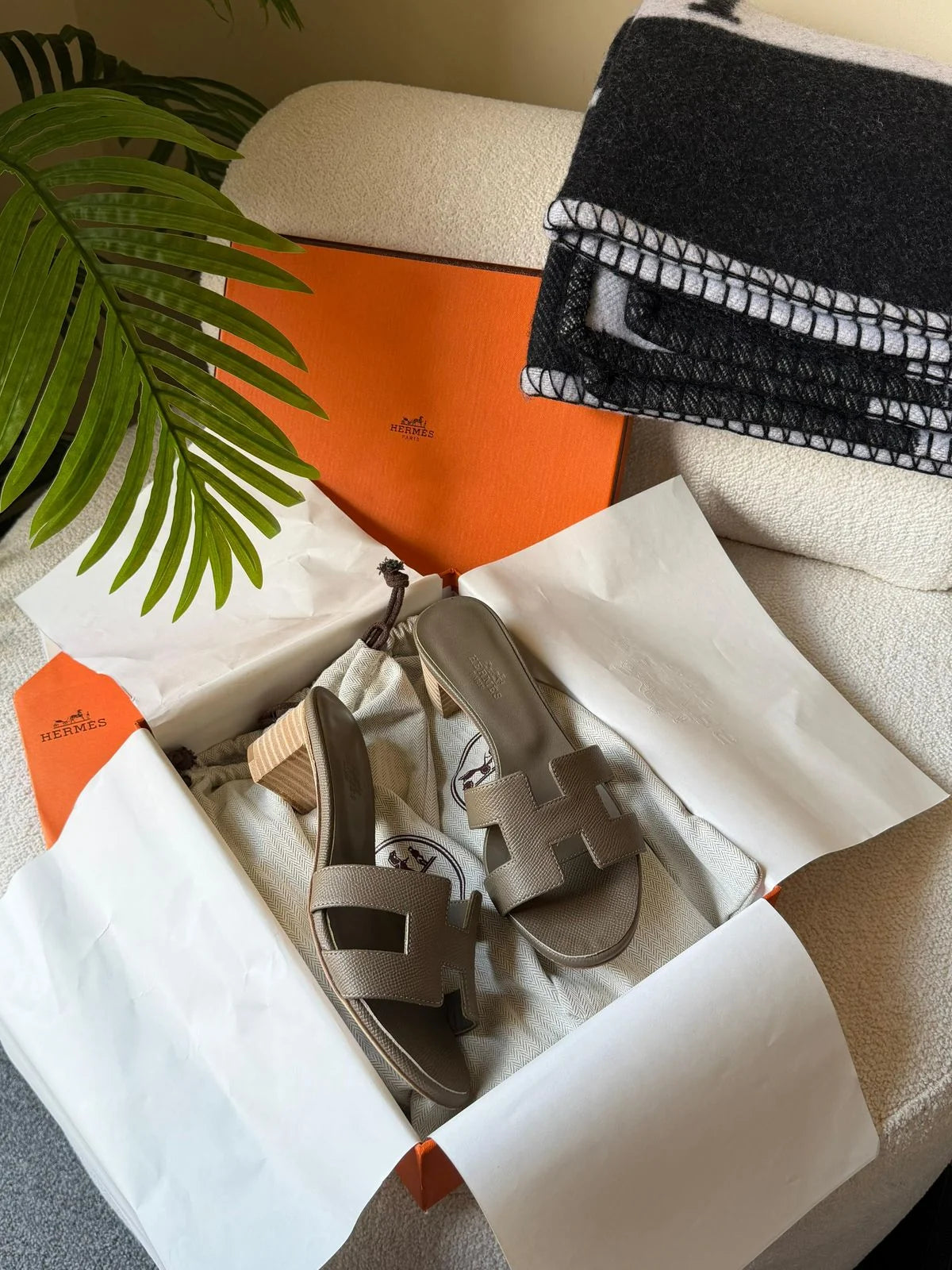 Hermès Oran Sandals