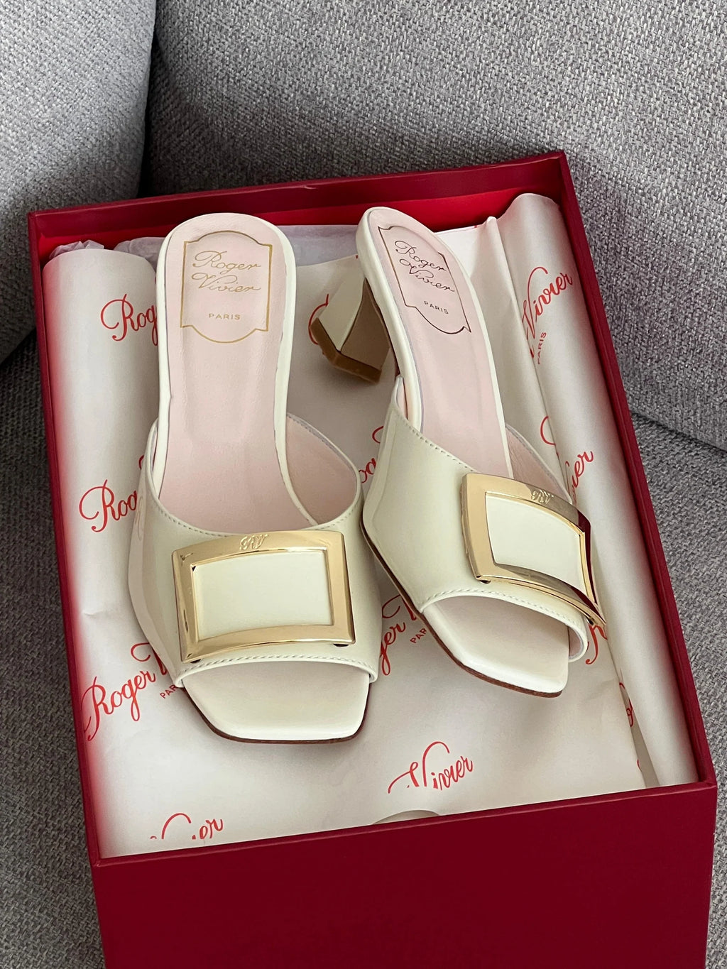 Roger Vivier Mules