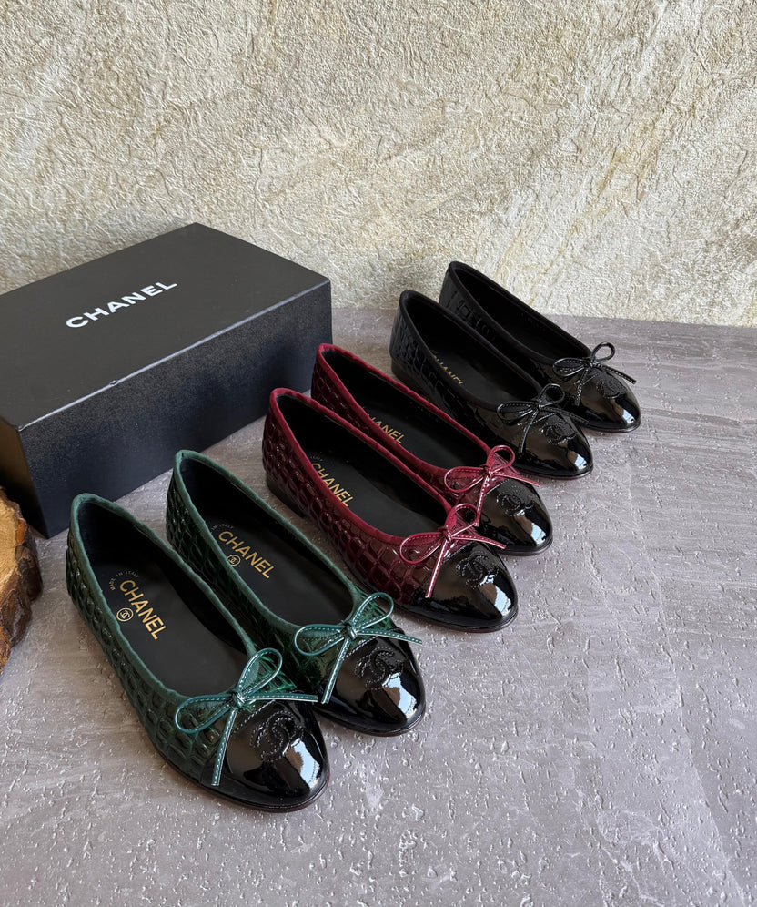 Chanel Ballet flats - Crocodile embossed patent