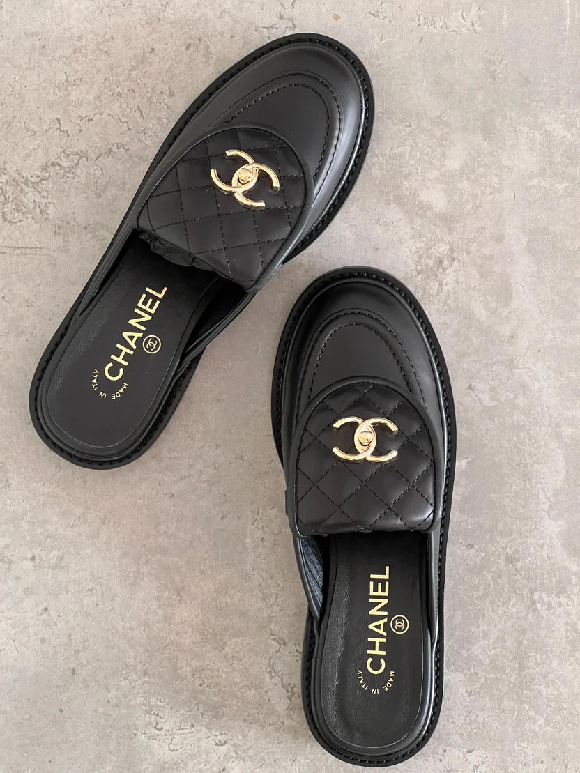 Chanel Loafers in Black Calfskin