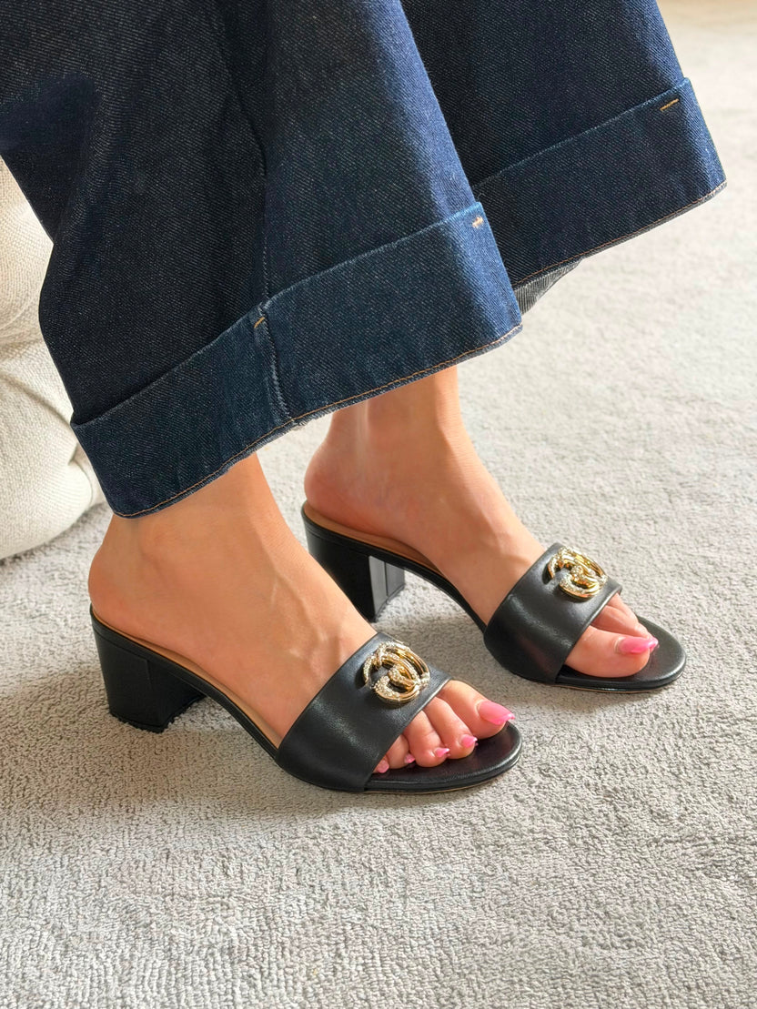 Gucci Double G sandals