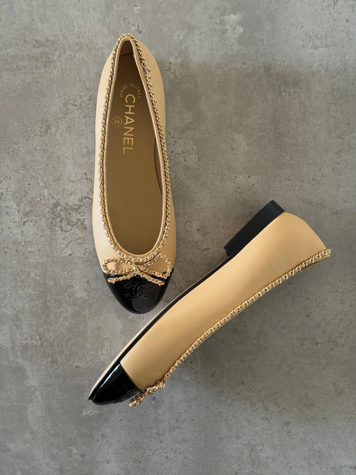 Chanel Ballerinas in Lambskin and Varnished Calfskin