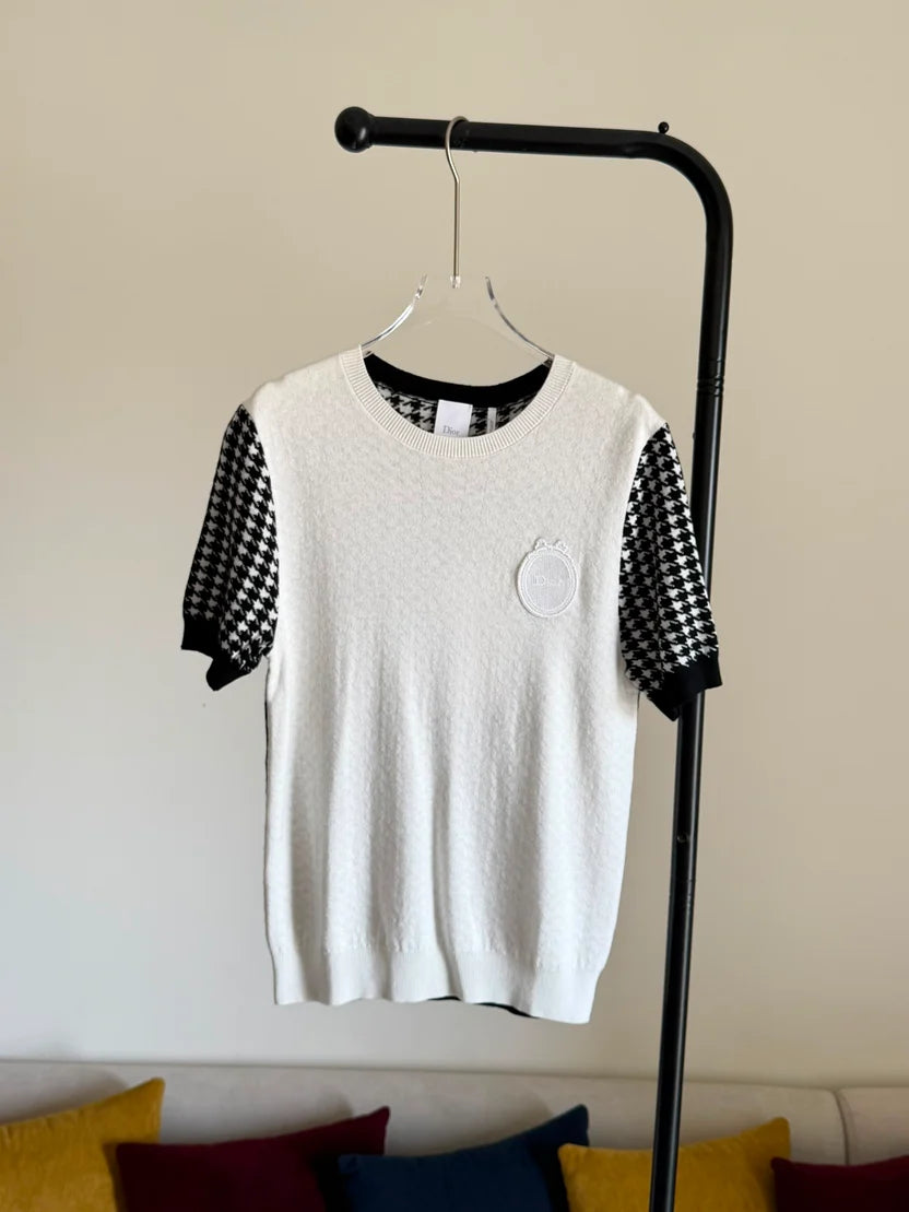 Dior Médaillon Short-Sleeved Sweater Black and White Houndstooth