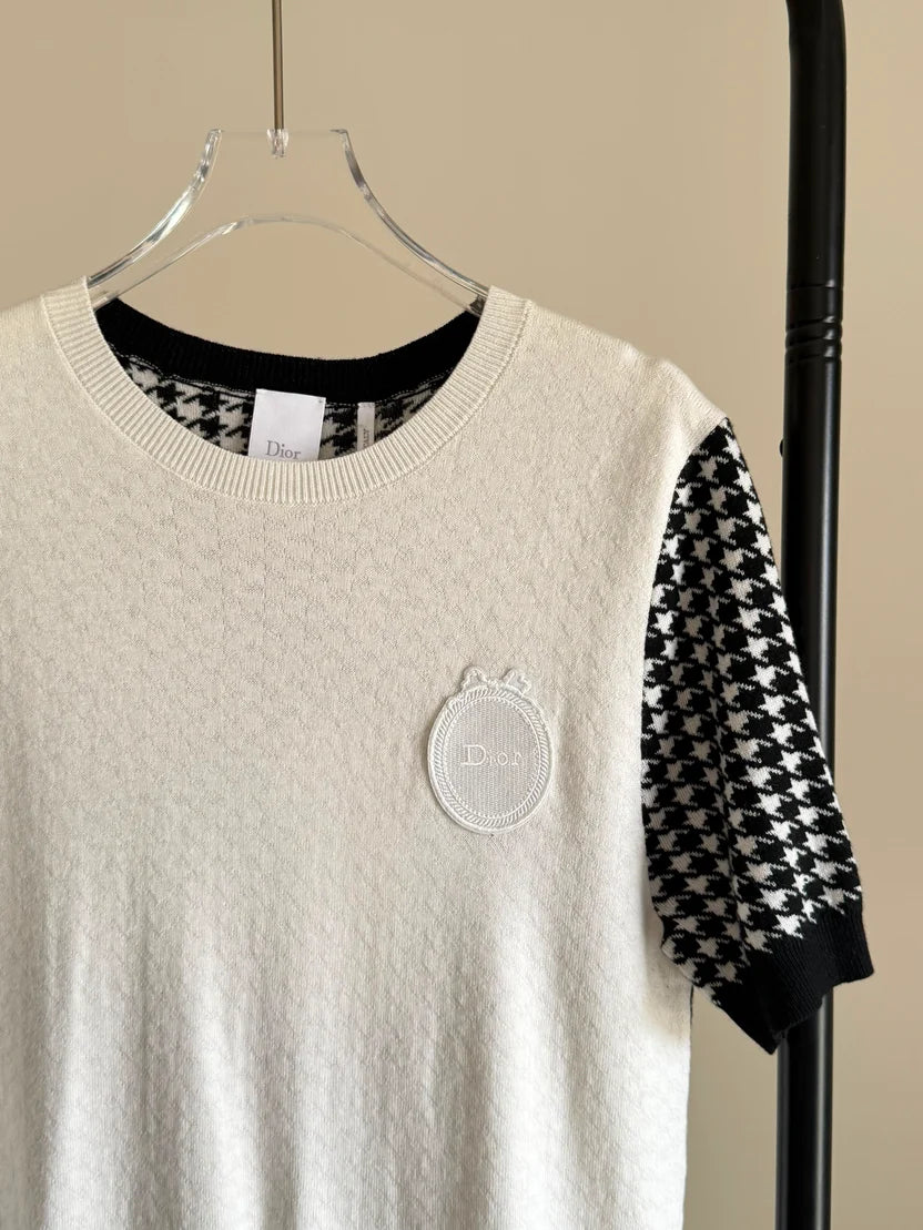 Dior Médaillon Short-Sleeved Sweater Black and White Houndstooth