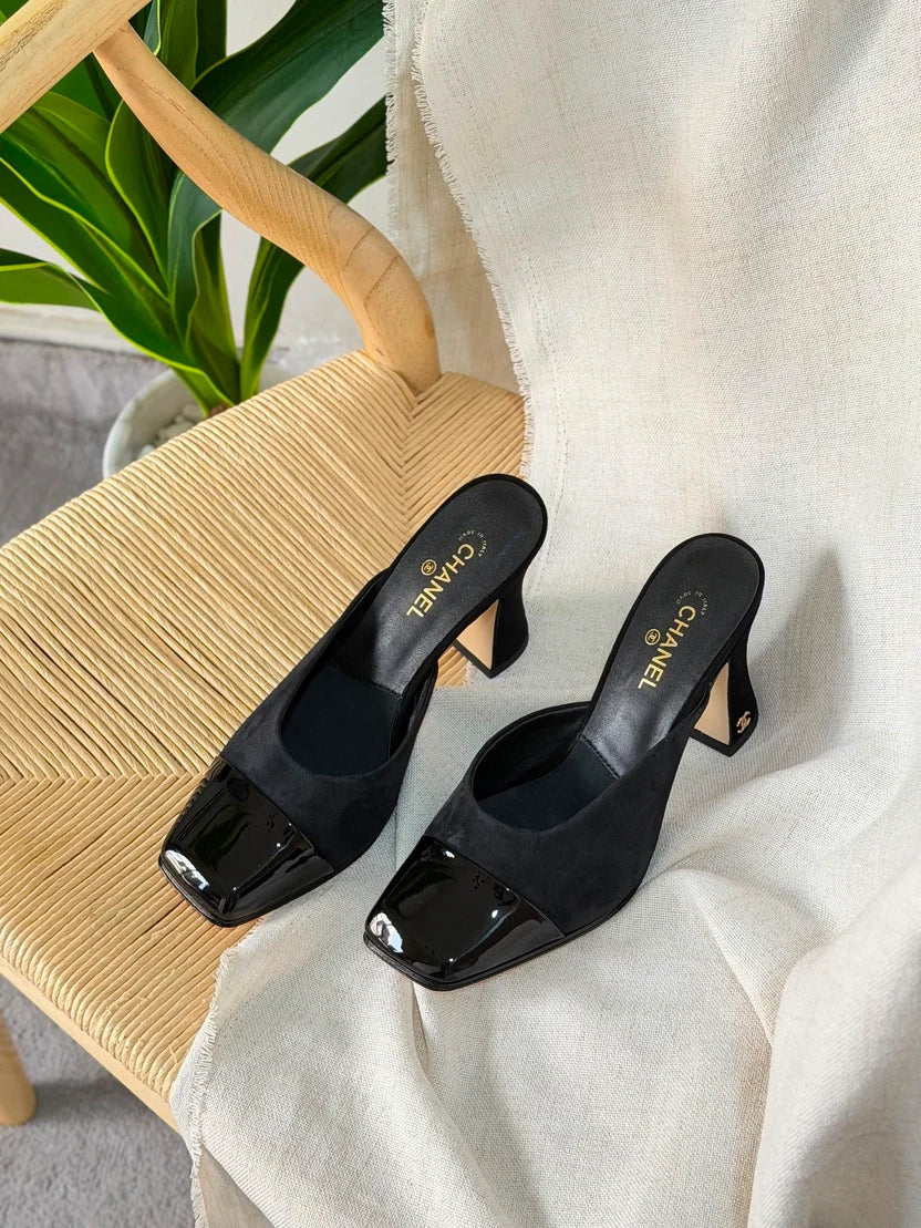 Chanel Mules in Suede Kidskin & Patent Calfskin