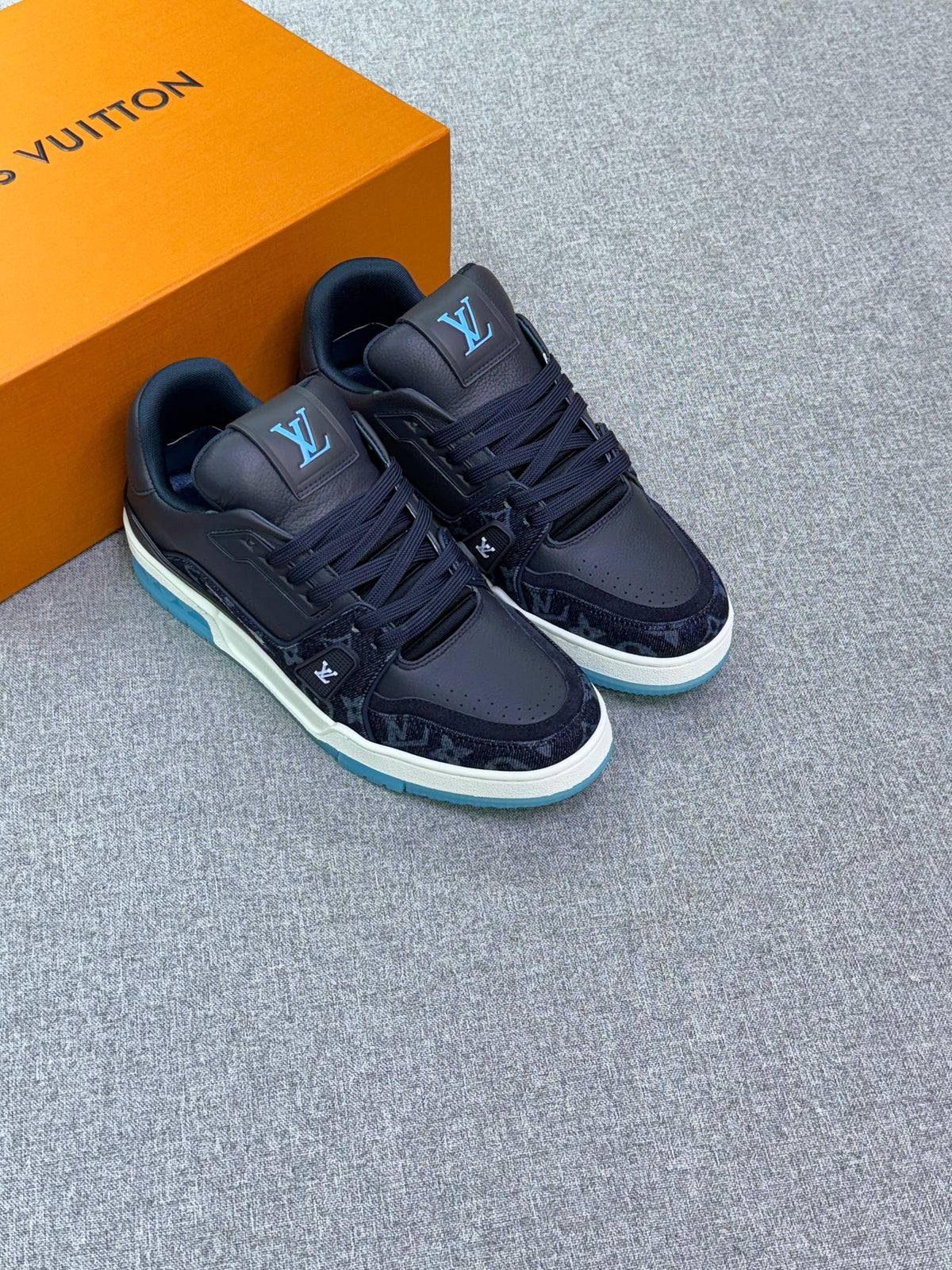 Louis Vuitton LV Trainer Sneaker