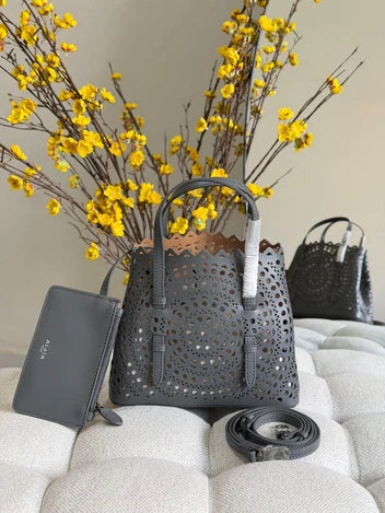 Alaia Mina 25 Bag