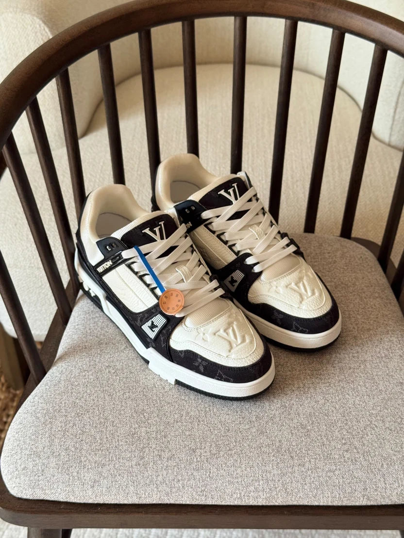 Louis Vuitton LV Trainer Sneakers