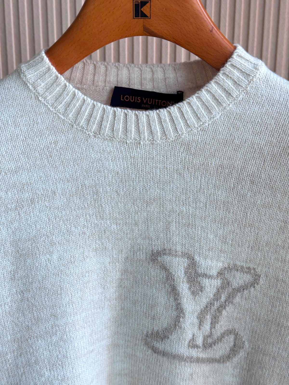 LV SWEATER