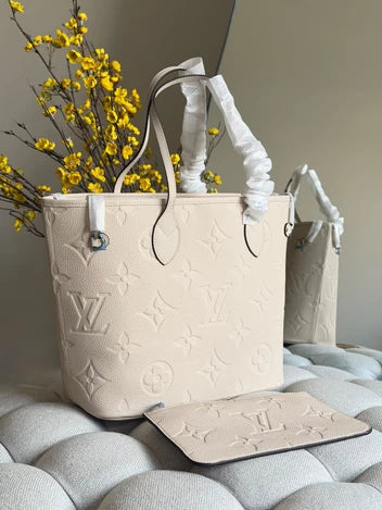 Louis Vuitton Neverfull BB Bag