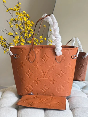 Louis Vuitton Neverfull BB Bag