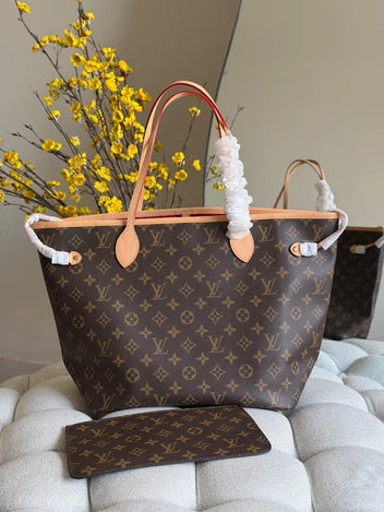 Louis Vuitton Neverfull Tote Bag