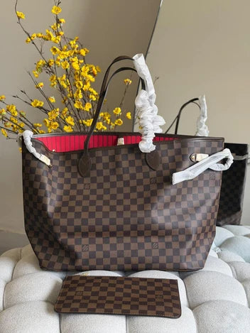 Louis Vuitton Neverfull Tote Bag