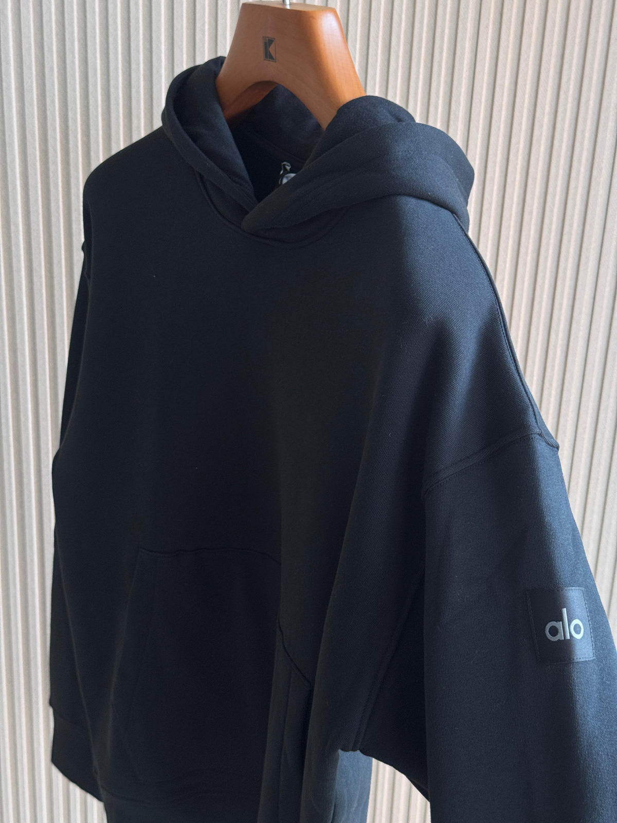ALO HOODIE