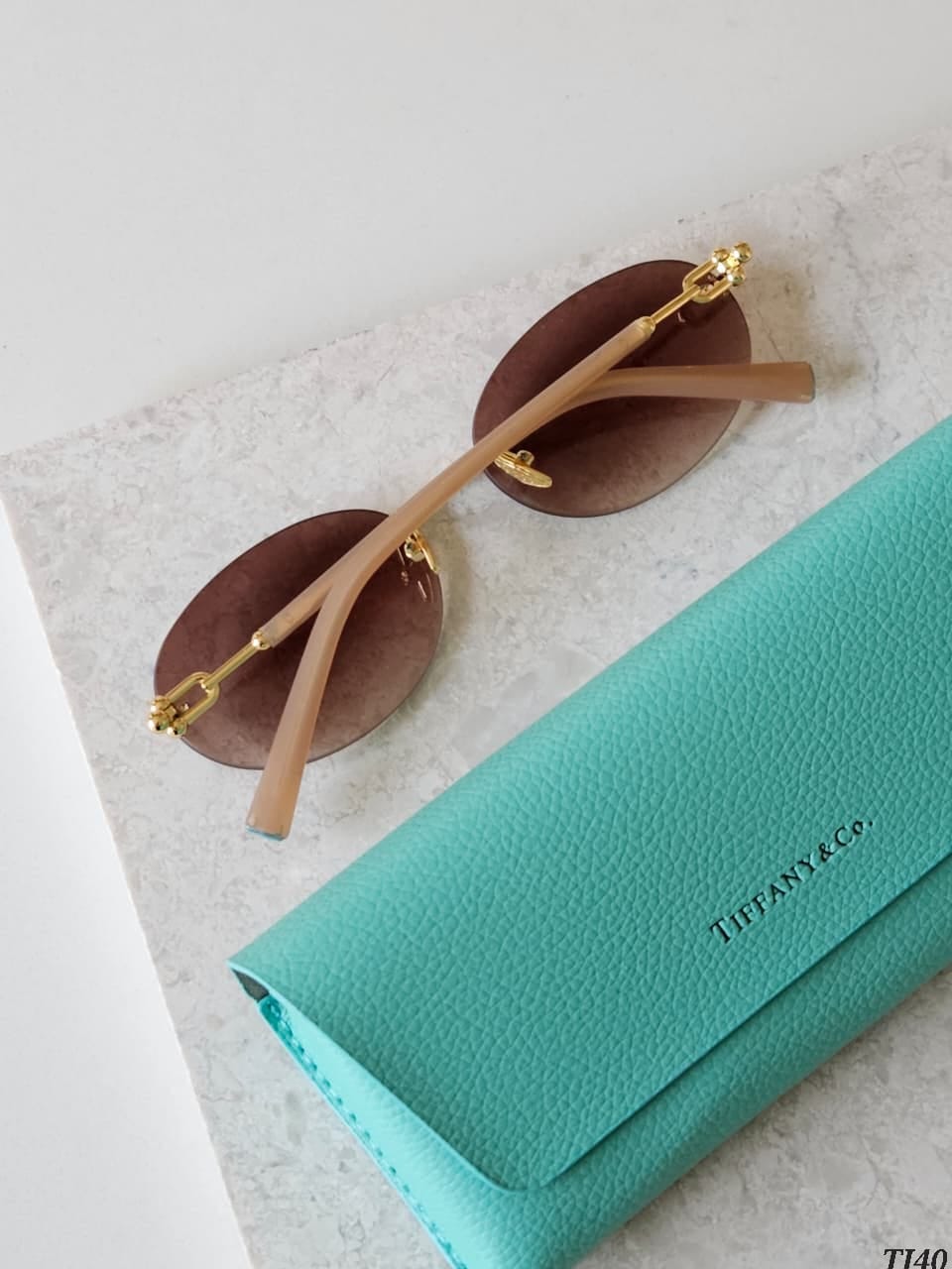 TIFFANY Sunglasses