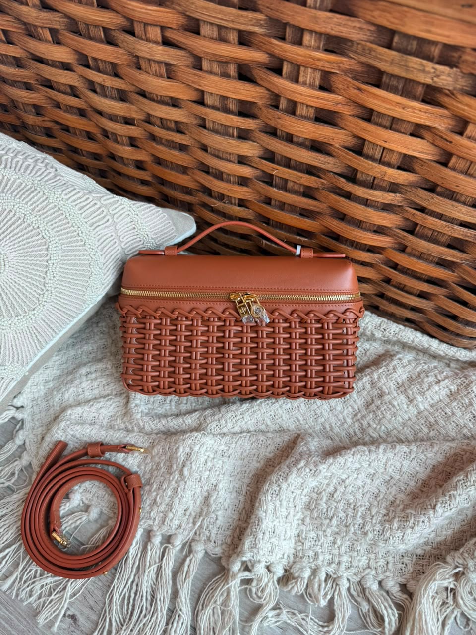 Loro Piana Extra Pocket L19 East-West Wicker