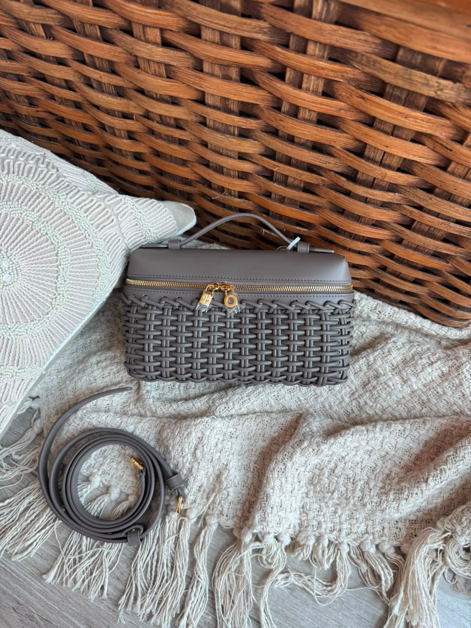 Loro Piana Extra Pocket L19 East-West Wicker