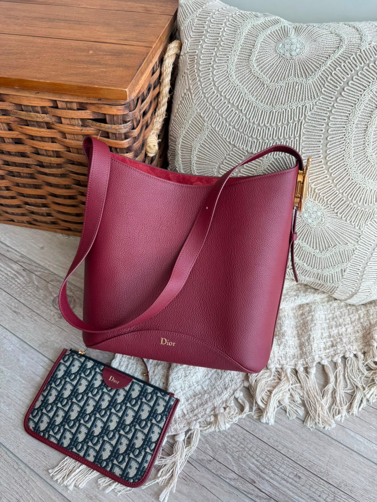 Dior Medaillon Bucket Bag (27 Cm)