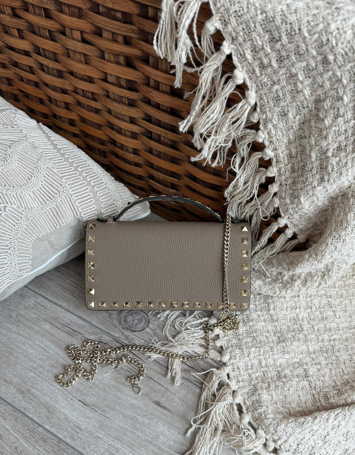 Valentino Rockstud