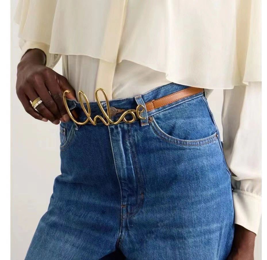 Chloé Signature Logo Buckle Leather Belt