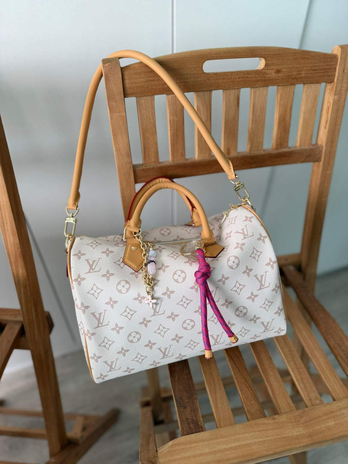 Louis Vuitton Monogram Speedy