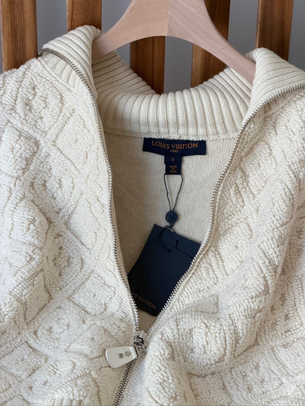 LOUIS VUITTON Zip-Up Knit Jacket