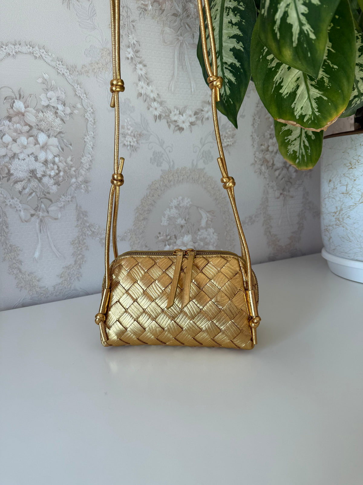 Bottega Veneta Intrecciato Pouch