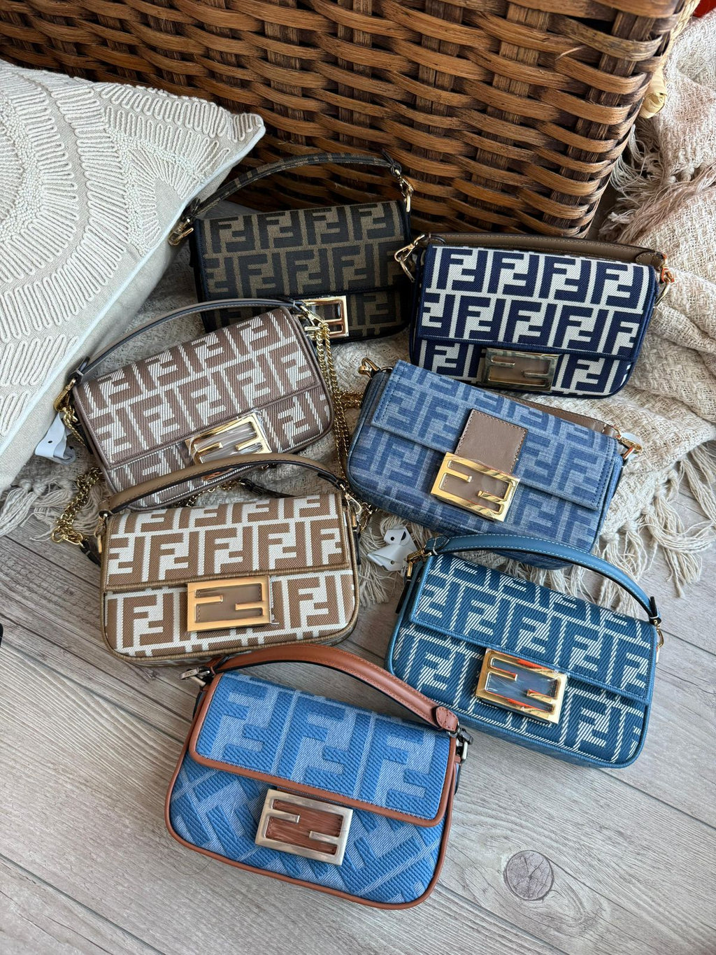 Fendi Baguette / Chain Wallet