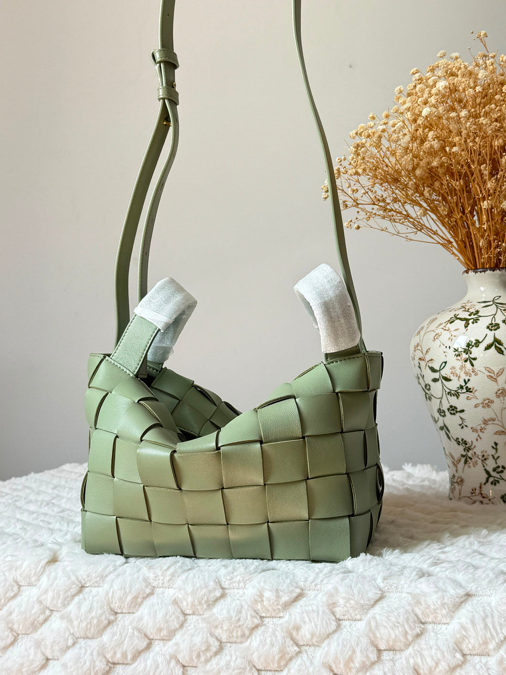 Bottega Veneta Intrecciato Woven Tote/Crossbody Bag with Pouch