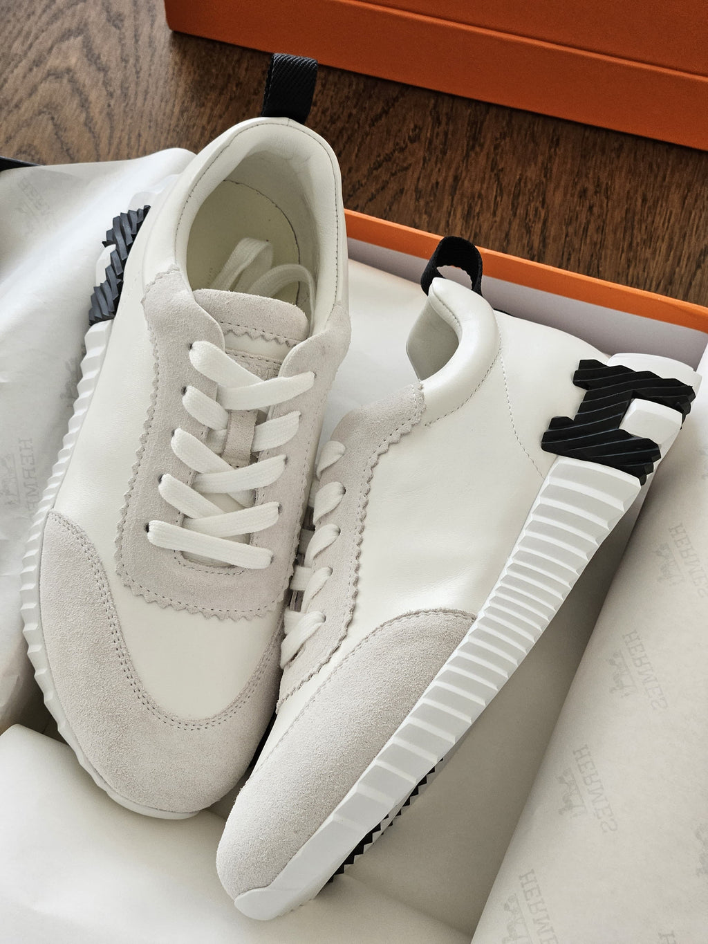 Hermès Jumping / Bouncing Sneaker in White