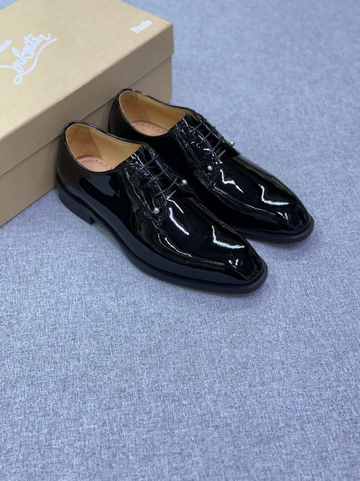 Louboutin Men's Patent Leather Formal Shoes with Red Sole