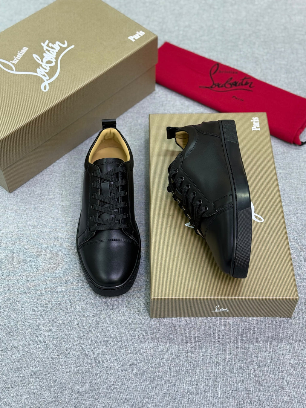 Louboutin Casual Low-Top Leather Sneakers