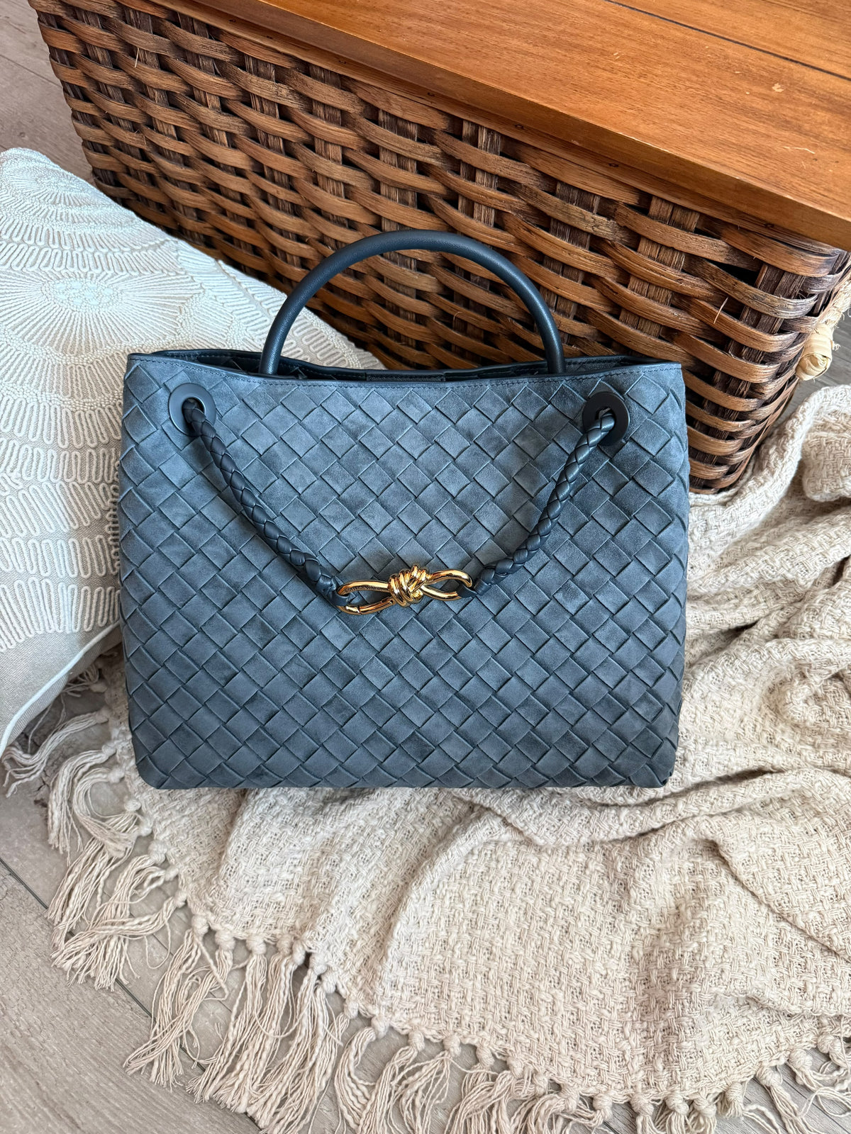 Bottega Veneta Andiamo Tote