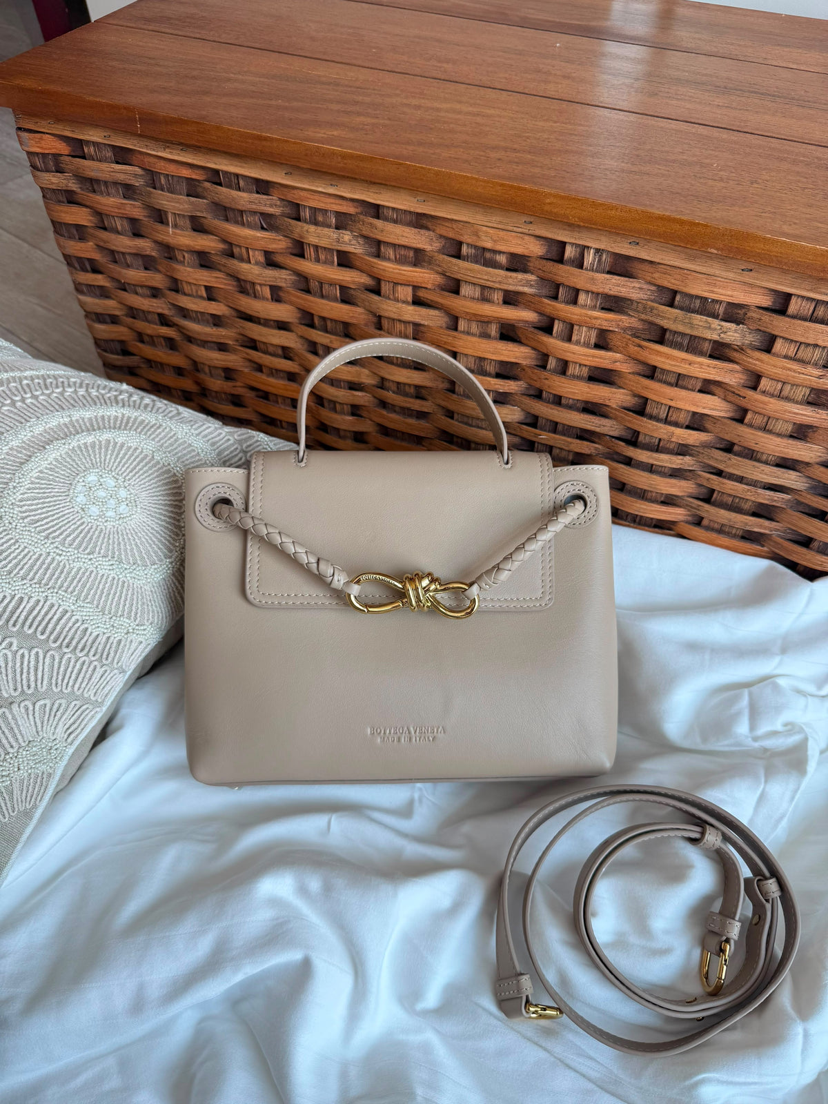 Bottega Veneta Andiamo Top Handle