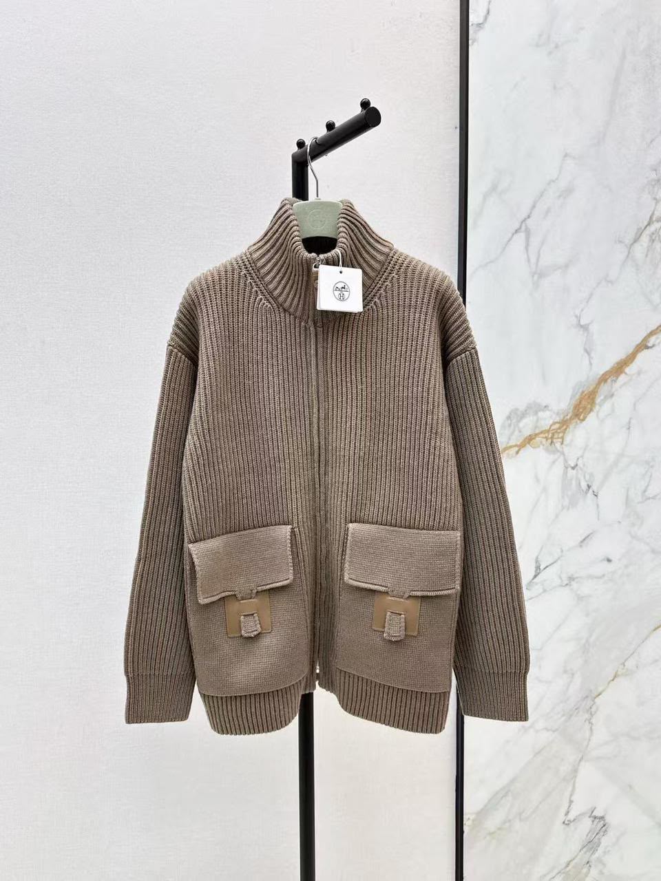 Hermès Ribbed Knit Zip-Up Cardigan with Leather