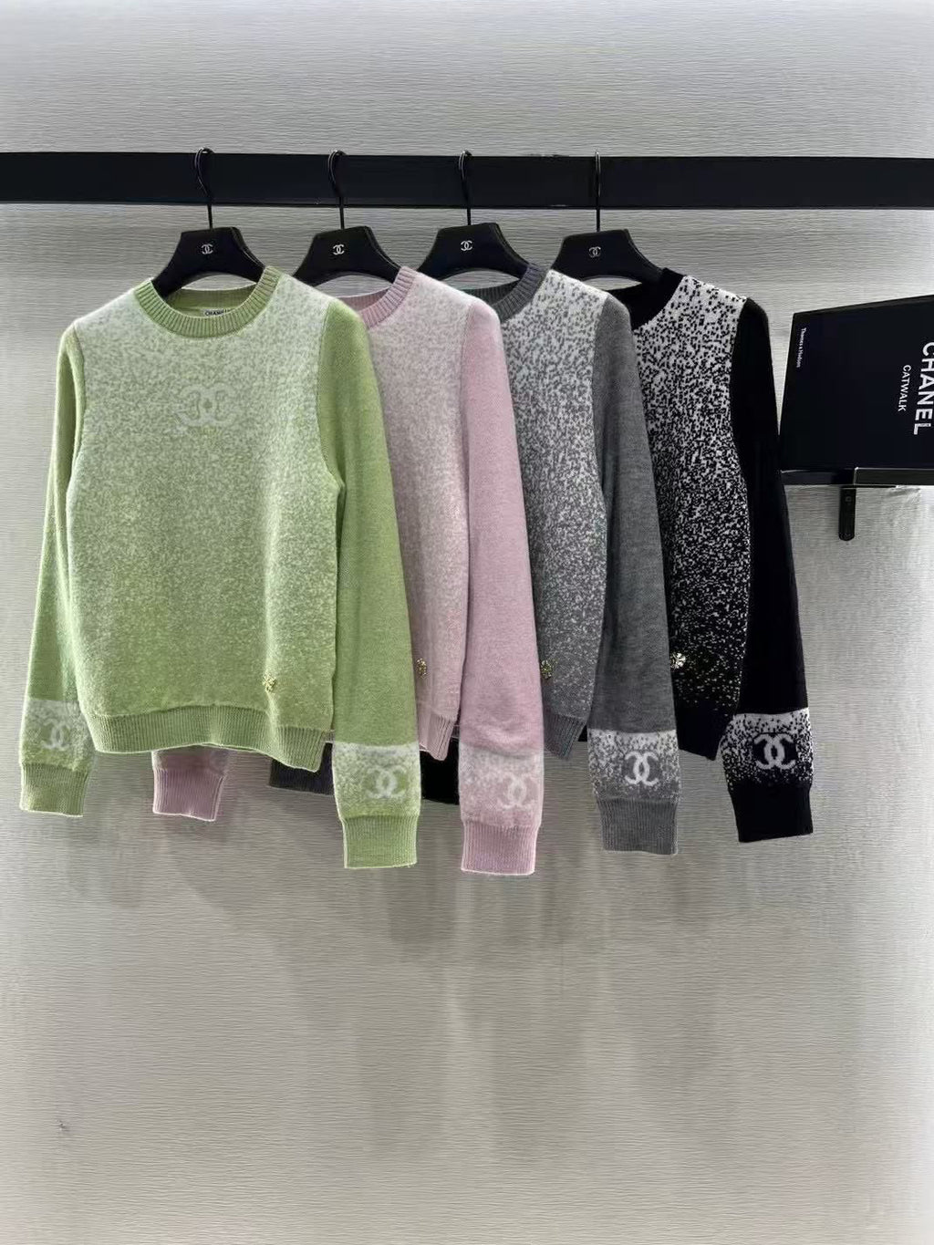 Chanel CC Logo Speckled Knit Crewneck Sweaters