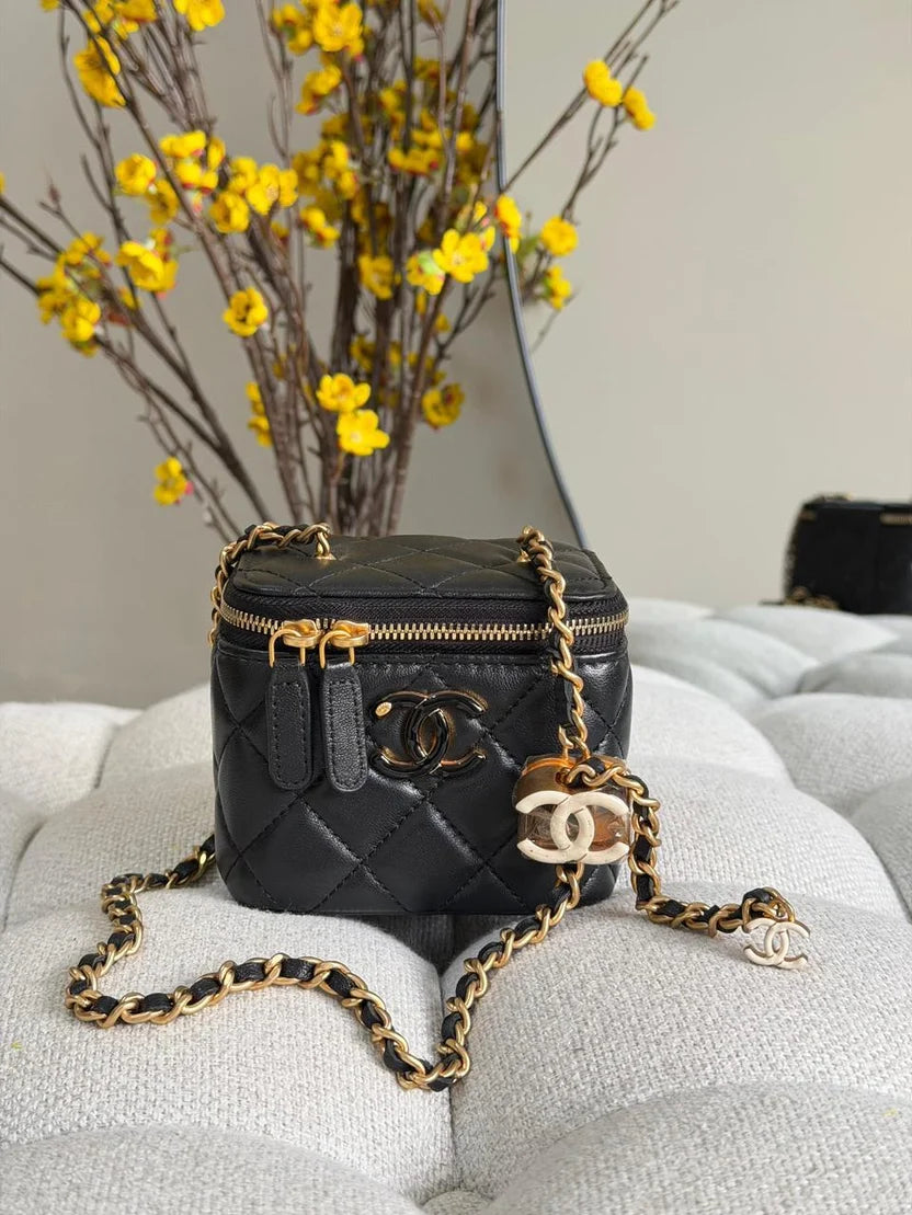 Chanel Quilted Lambskin Pearl Crush Mini Vanity Case