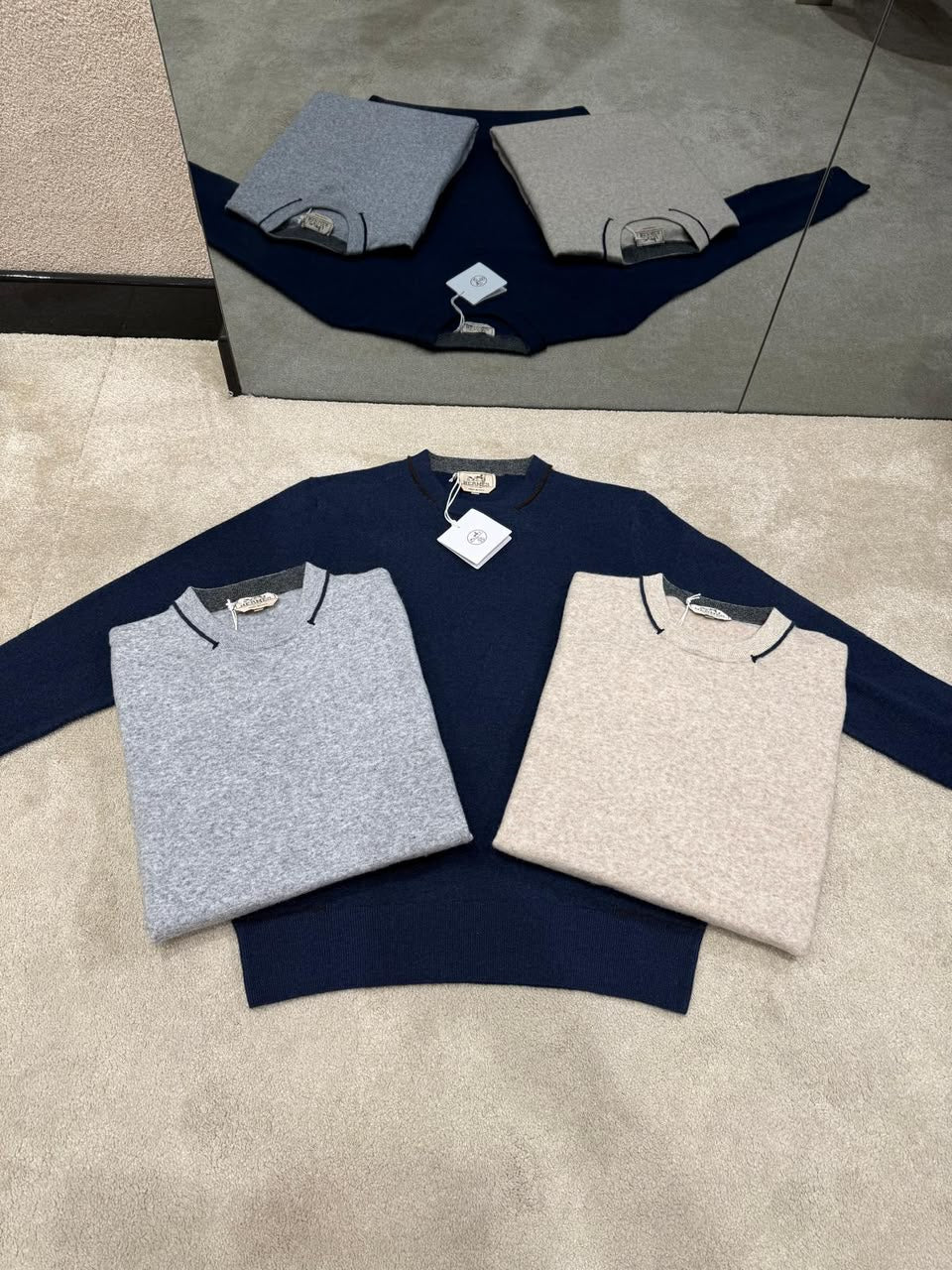 HERMES Stitched Neck Knit Pullover