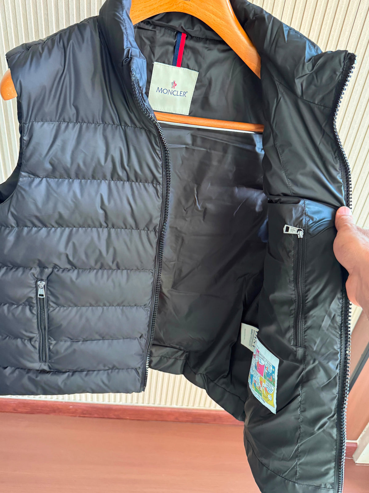 MONCLER Stand Collar Puffer Vest