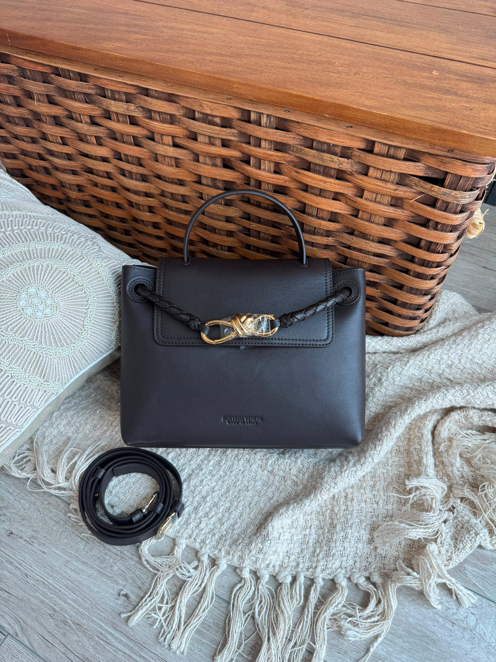 Bottega Veneta Andiamo Top Handle