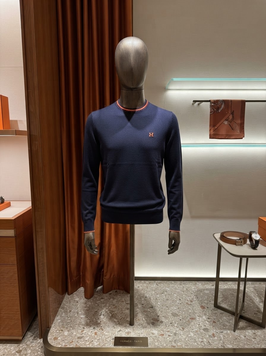HERMES H Emblem Contrast Trim Crew Neck Sweater