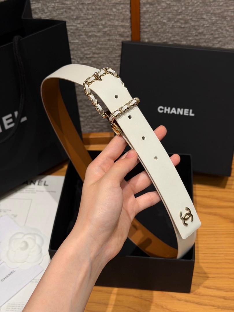 CHANEL — Chain Buckle Belt