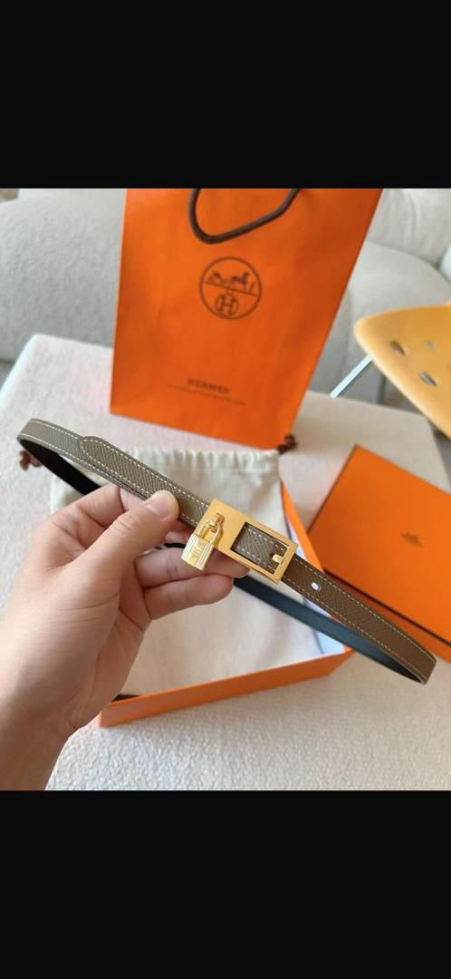 HERMÈS — Kelly 18 Belt